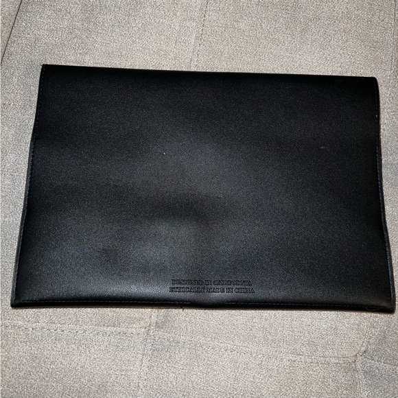 NWT Glass Ladder and Company Portfolio Clutch - Picture 8 of 12